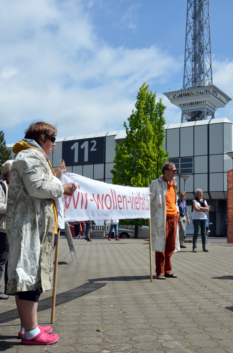 Eine Landebahn für die Vielfalt – Fotos von Silke Straten